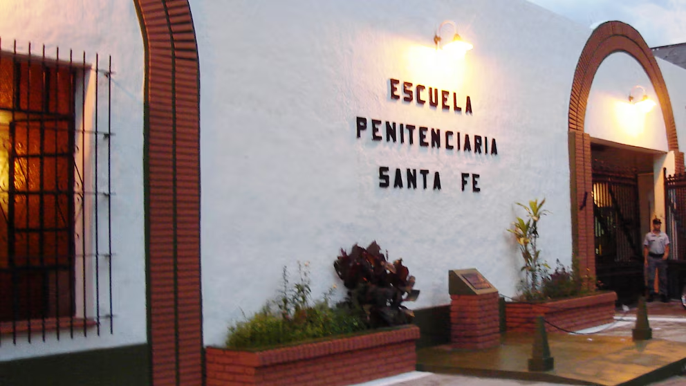 Denuncian un abuso sexual cometido en la Escuela Penitenciaria de Santa Fe