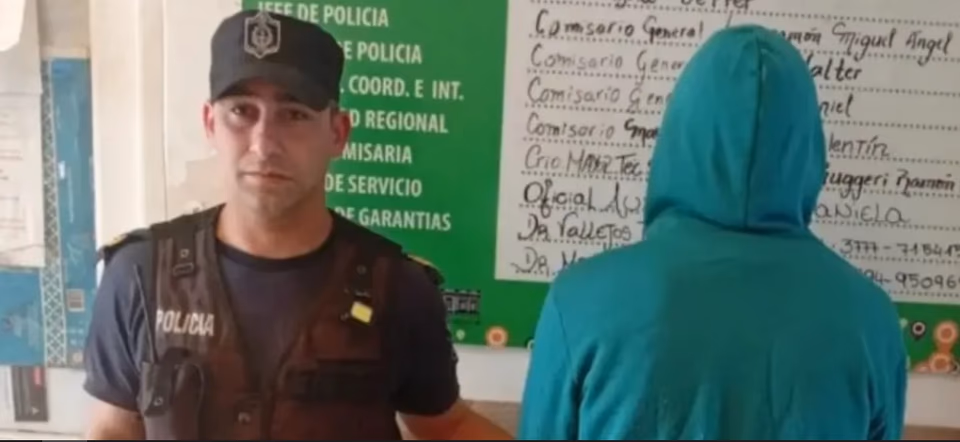 Corrientes: descubrió que su pareja lo engañaba, se hizo pasar por ella y citó al amante para después herirlo