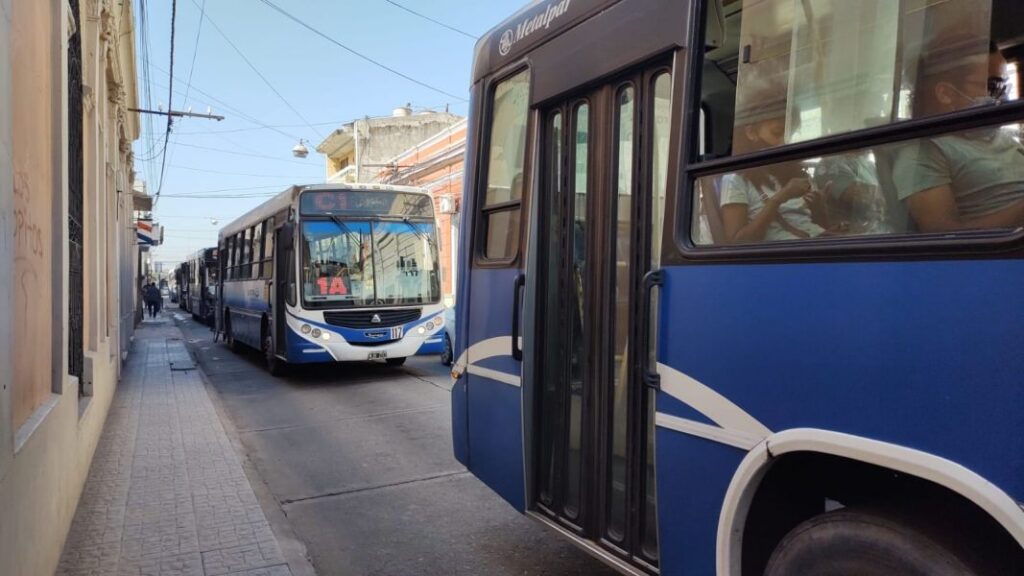 Por reparaciones en calle Deán Funes, SAETA desvía seis líneas