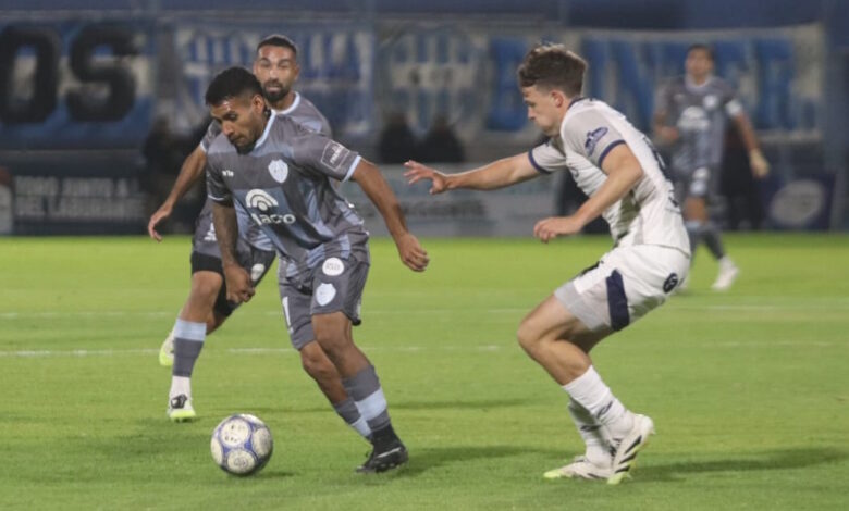 Gimnasia y Tiro no pudo con el puntero en casa: Empató 0 a 0 con Tristán Suárez en el Gigante del Norte