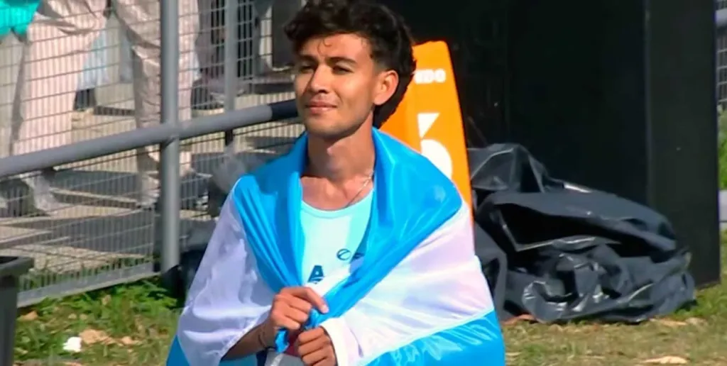 ¡Medalla de plata para Salta! Matías Reynaga hizo podio en los 10 mil metros de los ODESUR