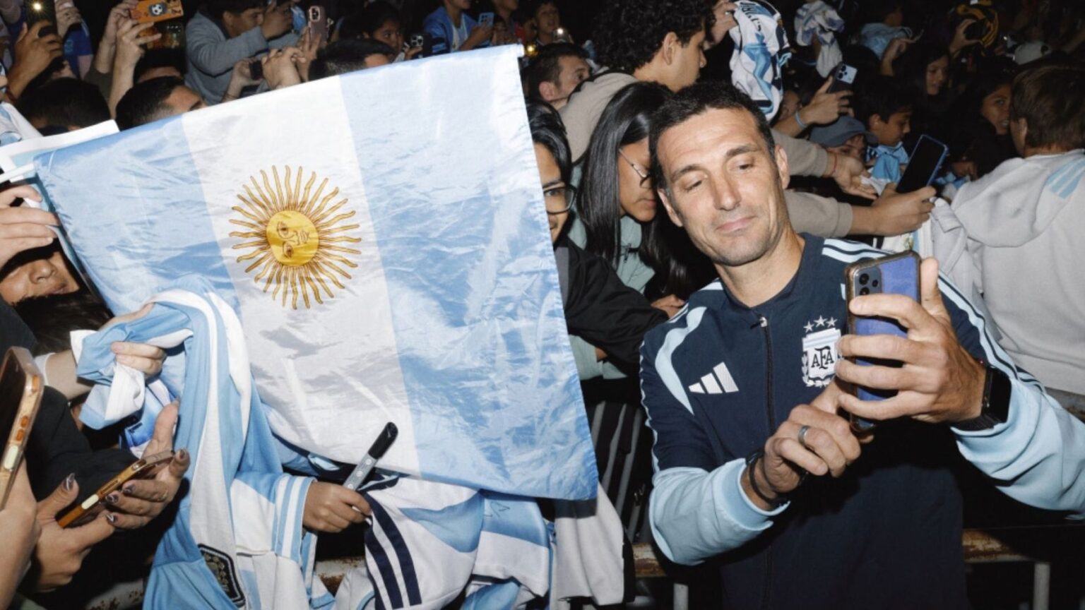 Una multitud recibió a la Selección Argentina en Córdoba