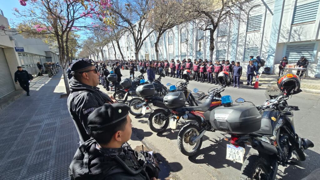 Operativo de seguridad por el partido entre Gimnasia y Tiro y Atlético de Rafaela