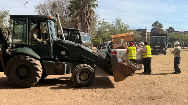 Descacharrado contra el dengue: este lunes el operativo llegará a barrio Vicente Solá