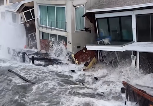 La tormenta Rachel golpeó California con olas gigantes, viviendas dañadas y evacuaciones