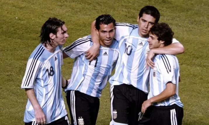 Carlos Tévez confirmó la presencia de Lionel Messi y Riquelme para su despedida