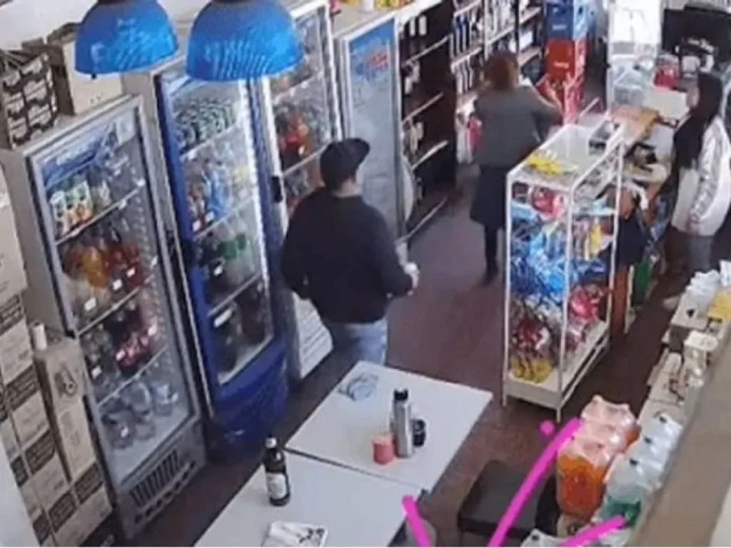 Robo en un comercio de Plaza Alvarado
