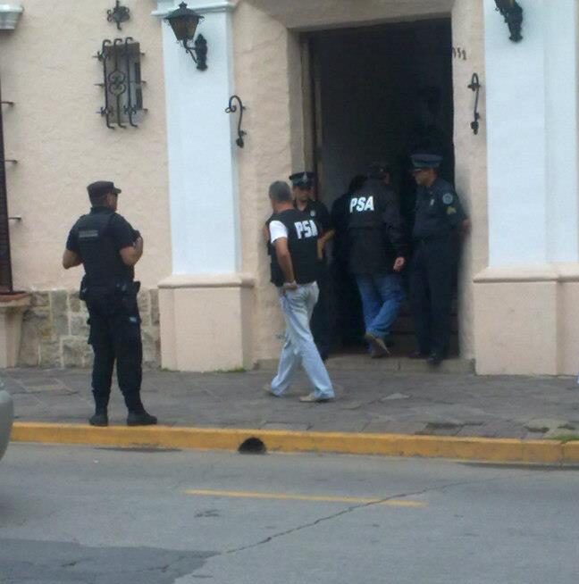 Gendarmería Nacional allana la sede de la Policía Federal en Salta