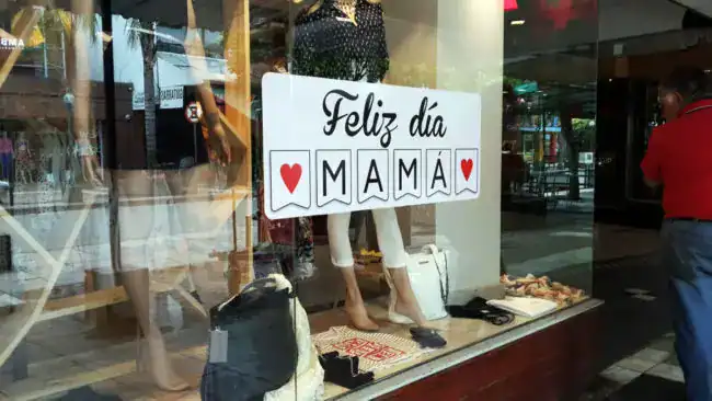 Día de la Madre: recomendaciones para realizar compras seguras