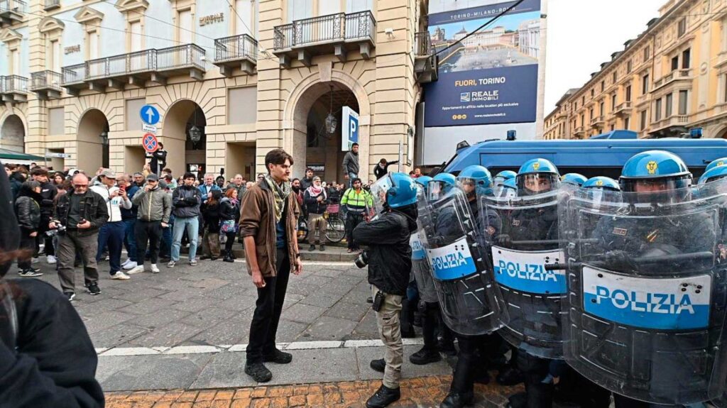 Tensión en Europa: miles de personas marcharon en España e Italia bajo fuertes operativos policiales