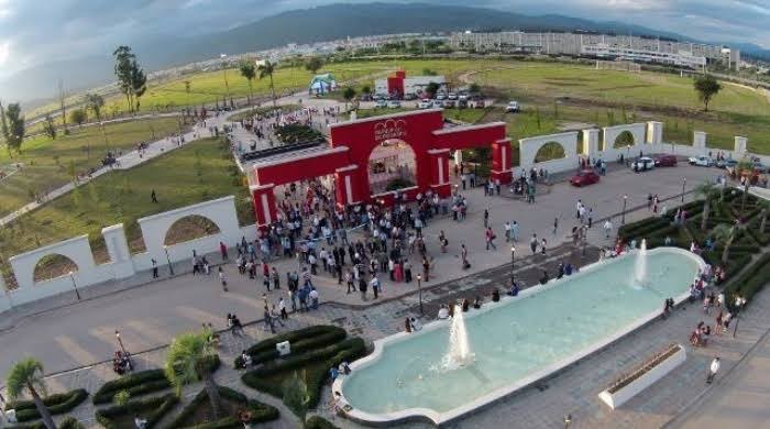 Feria gratuita en el Parque Bicentenario: gastronomía, música y 140 emprendedores